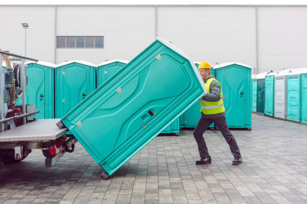 Best High-end porta potty rental  in Breese, IL